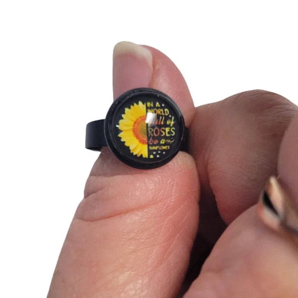 Stylish Black Sunflower Ring Handmade NWT